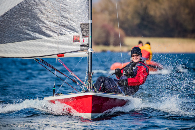 Emberton Park Sailing Club – Friendly Sailing All Year Round